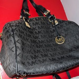 Mk purse